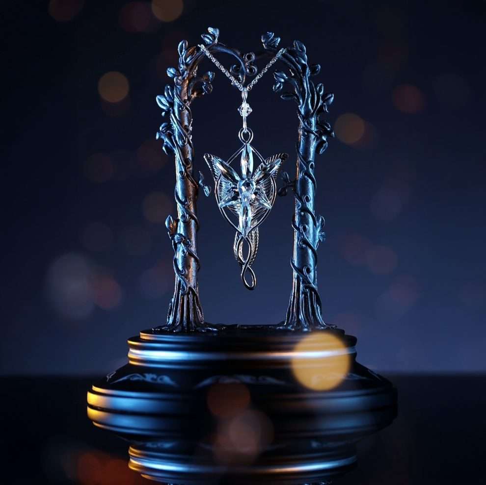 YOU SURVIVED JANUARY! YOU DESERVE 25% OFF! ♥ Epic Love Moments! Valentines Special! The Officially Licensed Arwen Evenstar Pendant Display because some love bridge worlds, lifetimes, and immortality itself. - Image 3